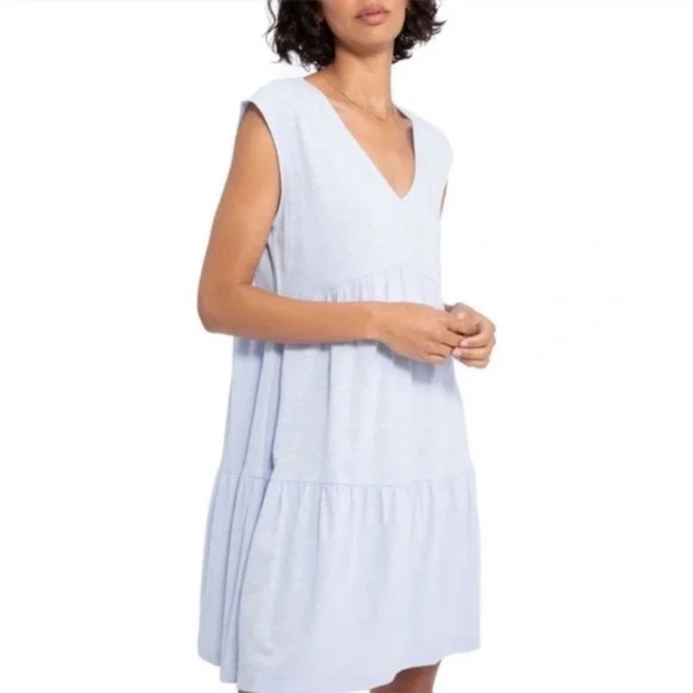 Light Blue Sleeveless V-Neck Dress sanctuary